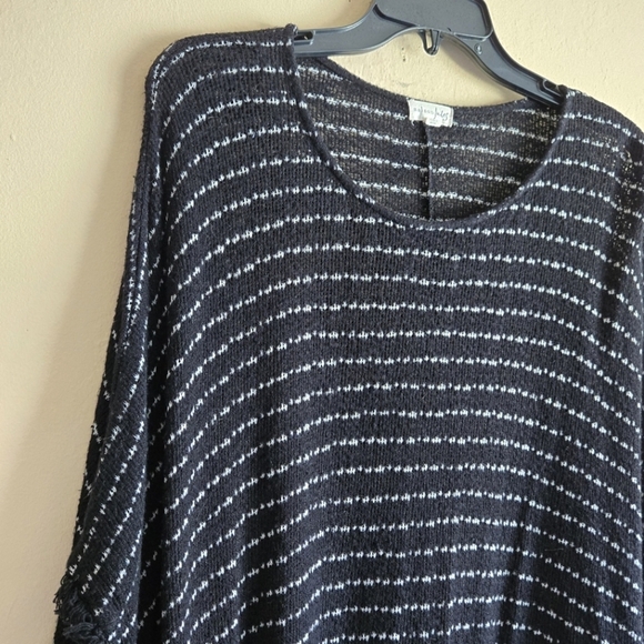 Maison Jules Black Striped Poncho Pullover Knit Sweater Size Small - Picture 2 of 9